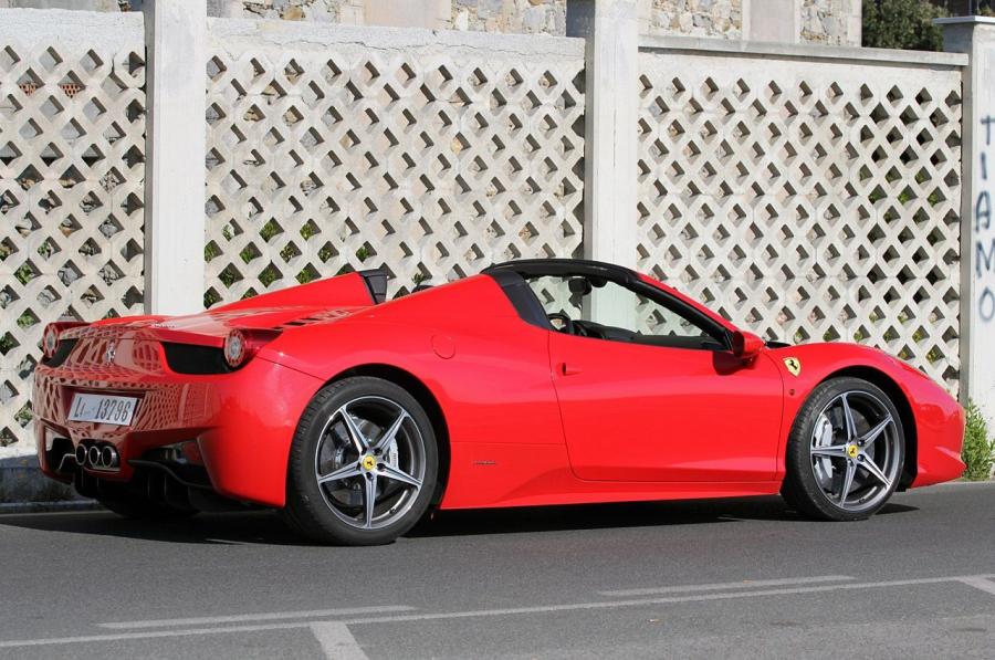  Ferrari 458 Spider 2012 года  (фото 108 из 136)